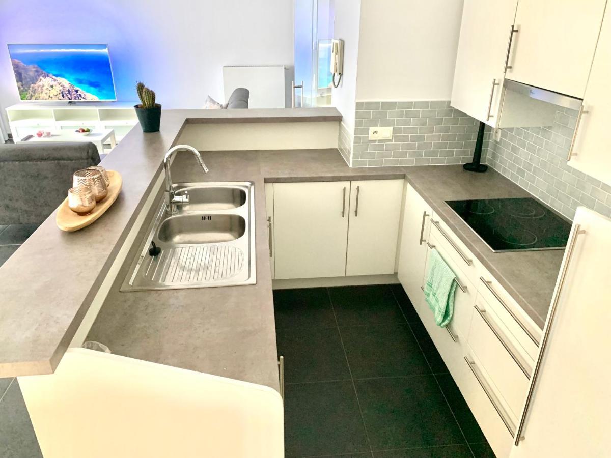 Vakantieappartement Emiel Centrum Oostende Met Garage Экстерьер фото